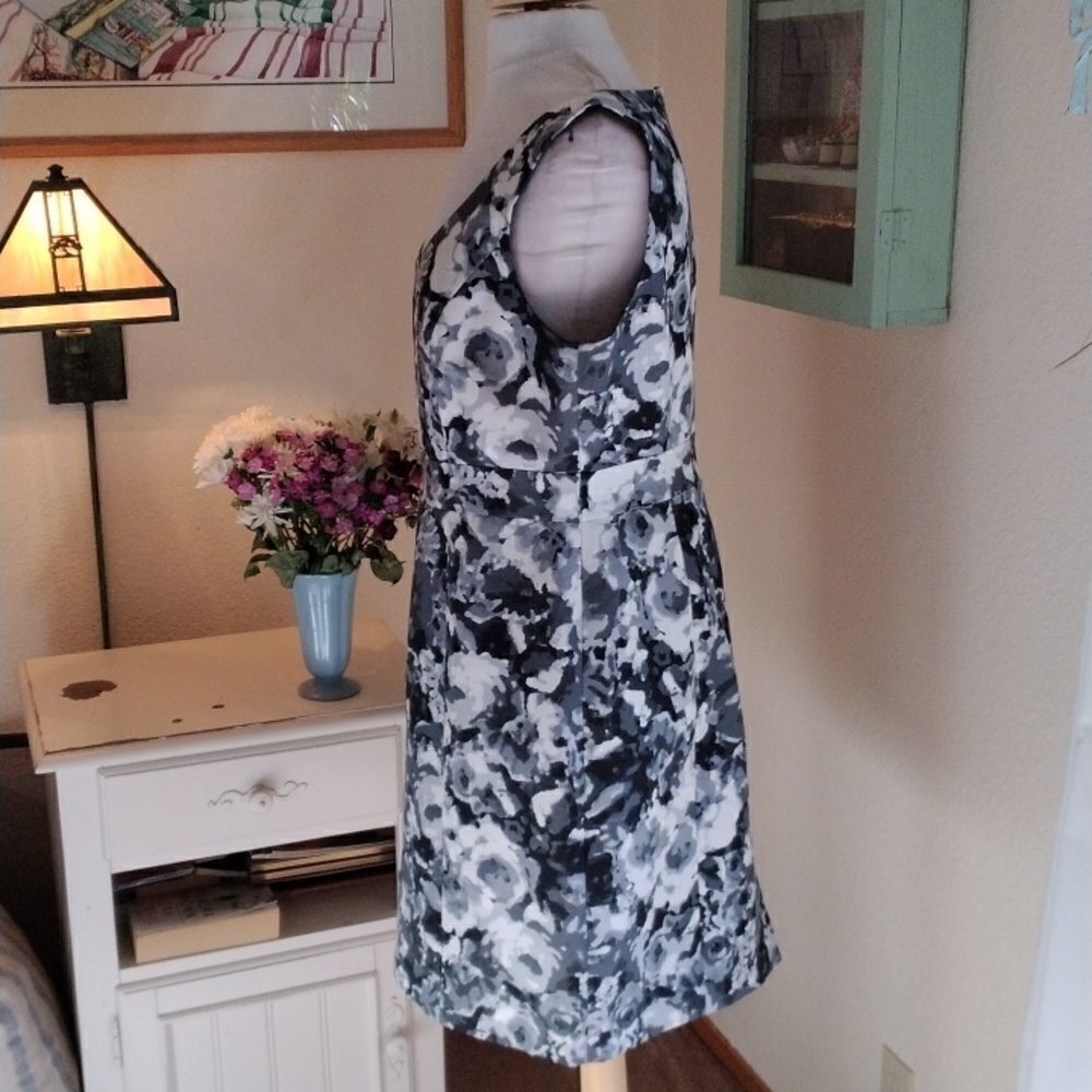 Halogen Dress  - Picture 5 of 11